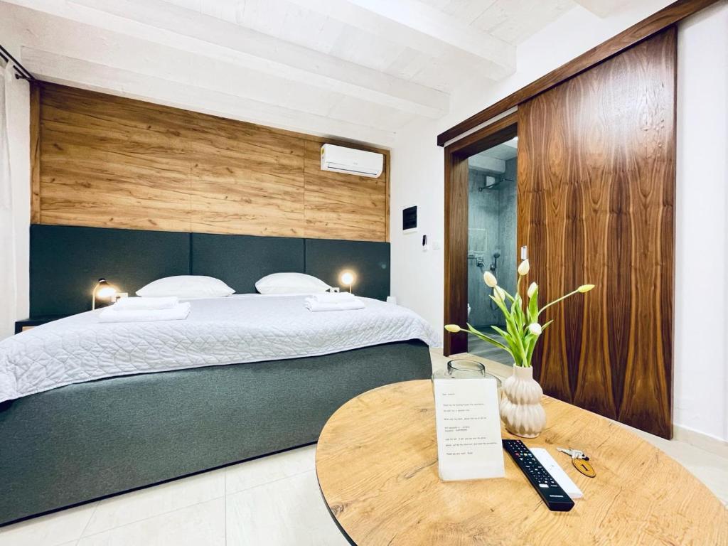 Double Room with Private Bathroom — photo 3